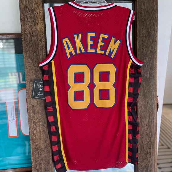 Coming to America movie jersey “Prince Akeem” mcdowells - Picture 4 of 4